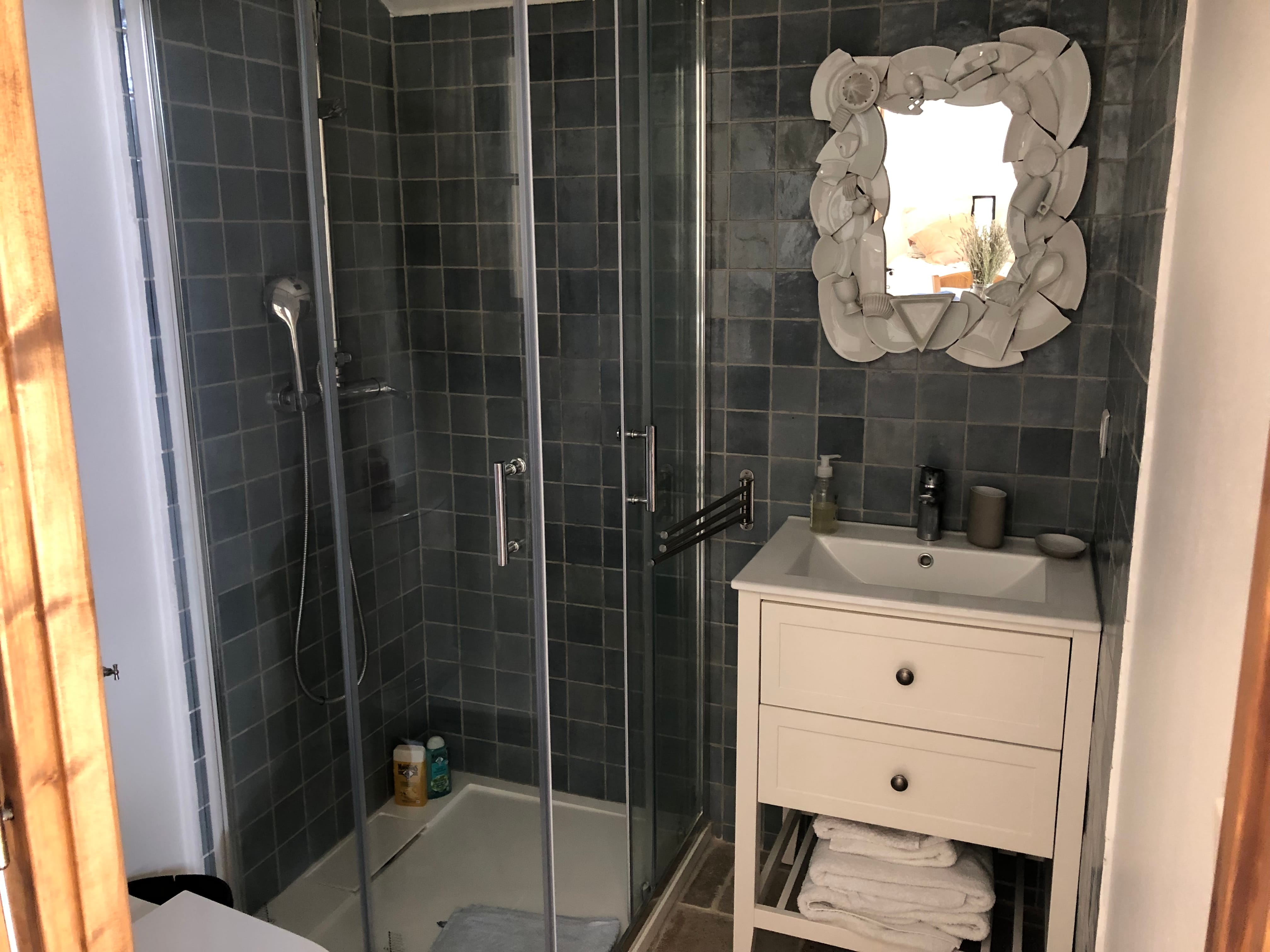 La Maisonnette — gîte en pierre de 25 m² dans le domaine de l'Atelier Ilys, Pierrerue — photo 4